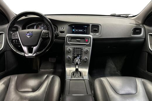 Volvo V60 Cross Country vaihtoauto