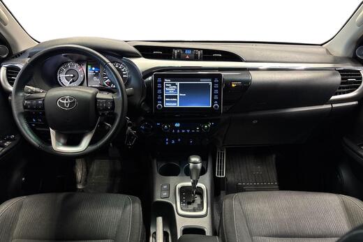 Toyota Hilux vaihtoauto