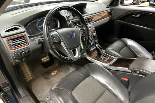 Volvo V70 vaihtoauto