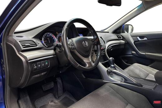 Honda Accord vaihtoauto