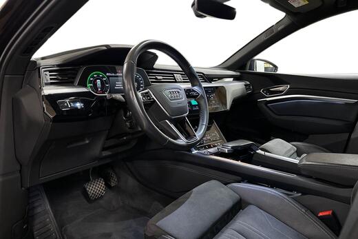 Audi Q8 e-tron vaihtoauto