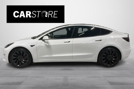 Tesla Model 3 vaihtoauto