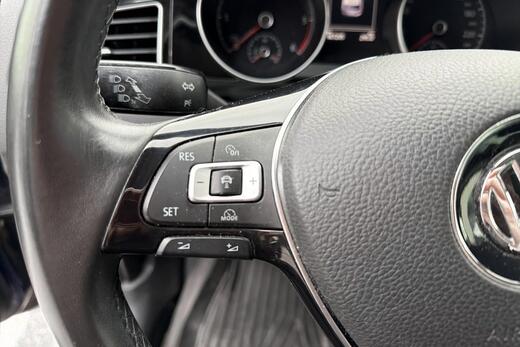 Volkswagen Golf Sportsvan vaihtoauto