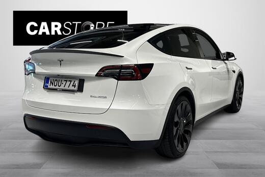 Tesla Model Y vaihtoauto