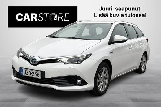 Toyota Auris vaihtoauto