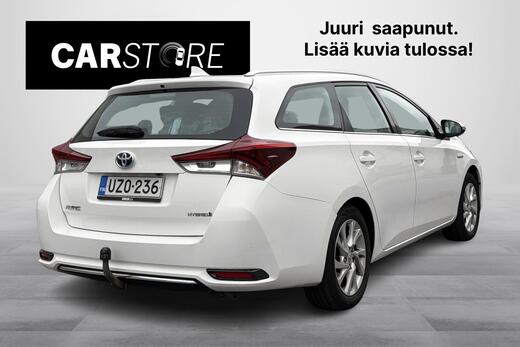 Toyota Auris vaihtoauto