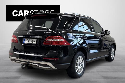 Mercedes-Benz ML vaihtoauto