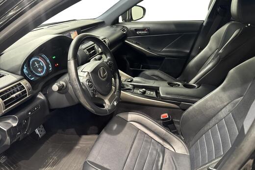 Lexus IS vaihtoauto