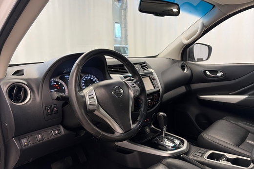 Nissan Navara vaihtoauto