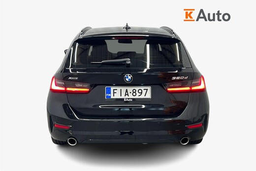 BMW 320 vaihtoauto