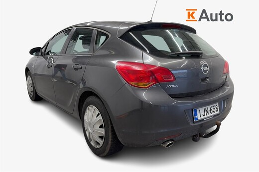 Opel Astra vaihtoauto