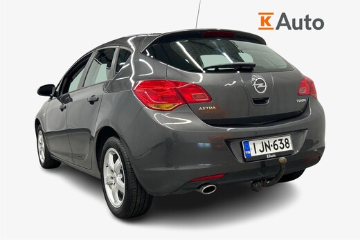 Opel Astra vaihtoauto