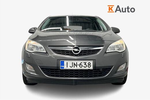 Opel Astra vaihtoauto