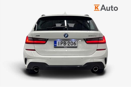 BMW 320 vaihtoauto