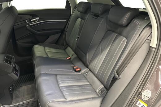 Audi Q8 e-tron vaihtoauto