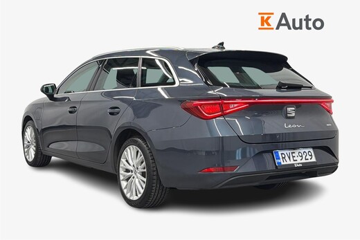 SEAT Leon Sportstourer vaihtoauto