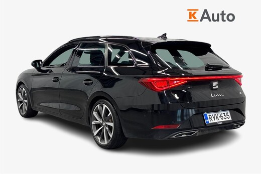 SEAT Leon Sportstourer vaihtoauto