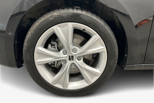 SEAT Leon Sportstourer vaihtoauto