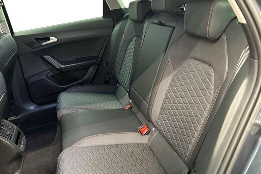 SEAT Leon Sportstourer vaihtoauto