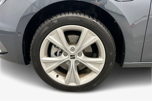 SEAT Leon Sportstourer vaihtoauto