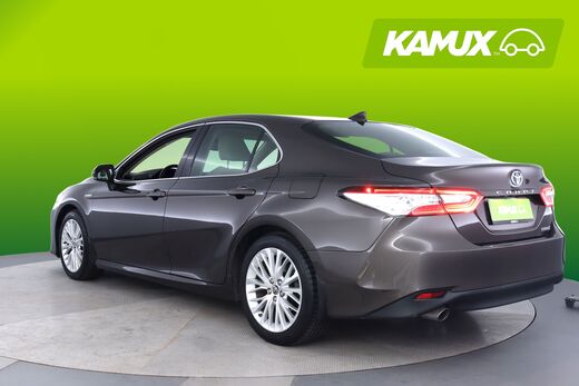 Toyota Camry vaihtoauto