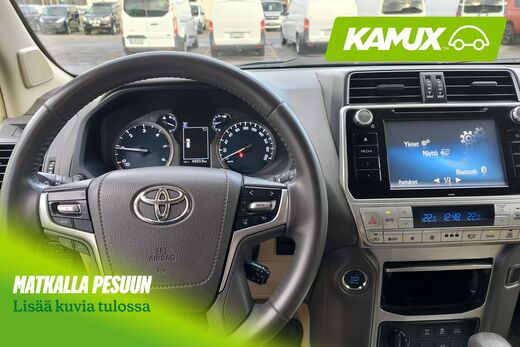 Toyota Land Cruiser vaihtoauto