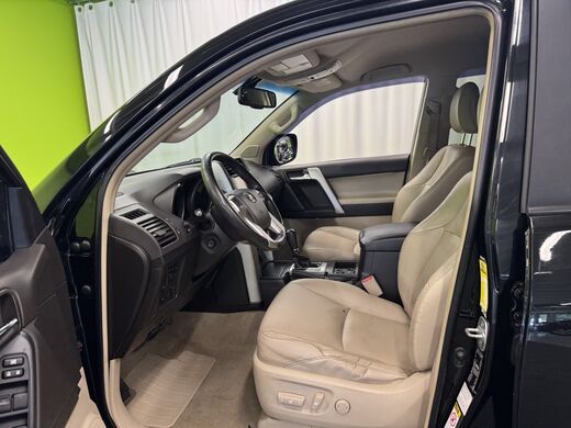 Toyota Land Cruiser vaihtoauto