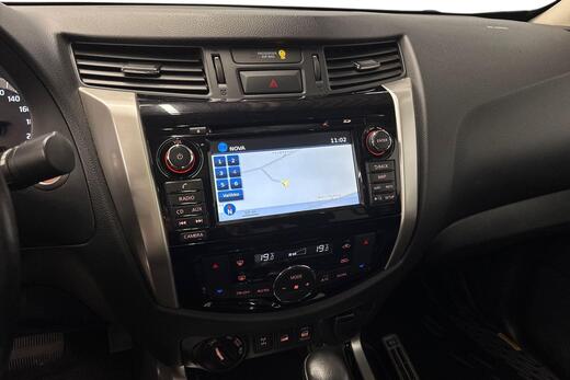 Nissan Navara vaihtoauto
