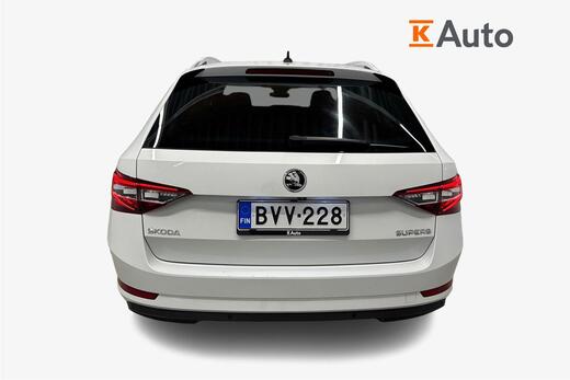 Skoda Superb vaihtoauto