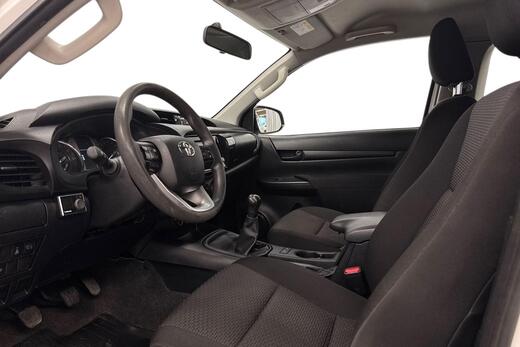 Toyota Hilux vaihtoauto