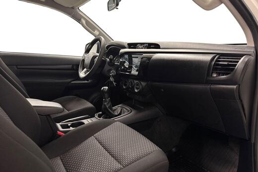 Toyota Hilux vaihtoauto
