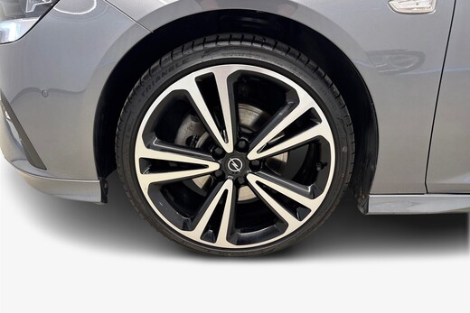 Opel Insignia vaihtoauto