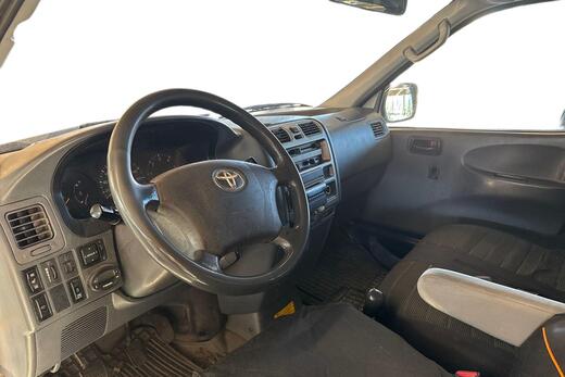 Toyota Hiace vaihtoauto