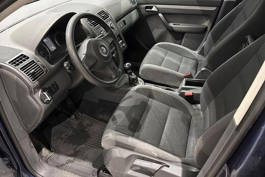 Volkswagen Touran vaihtoauto