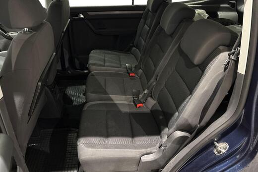 Volkswagen Touran vaihtoauto