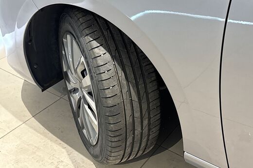 Peugeot 308 vaihtoauto