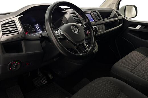 Volkswagen Caravelle vaihtoauto