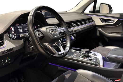 Audi Q7 vaihtoauto