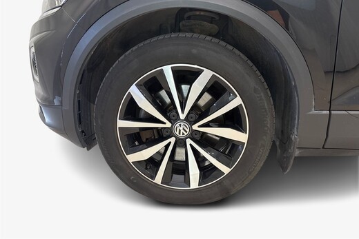 Volkswagen T-Roc vaihtoauto
