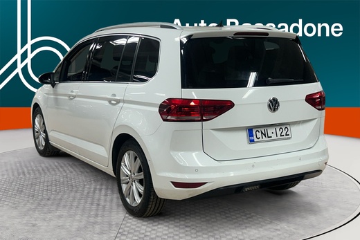 Volkswagen Touran vaihtoauto