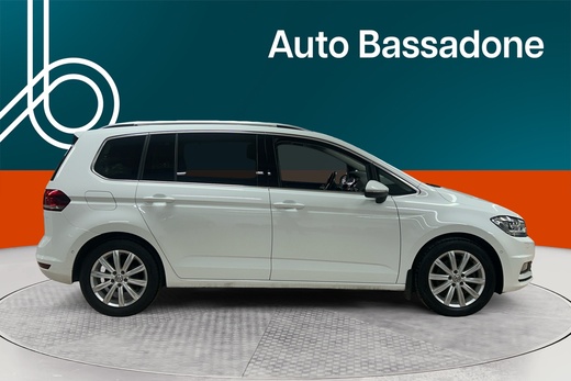 Volkswagen Touran vaihtoauto