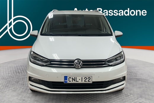 Volkswagen Touran vaihtoauto
