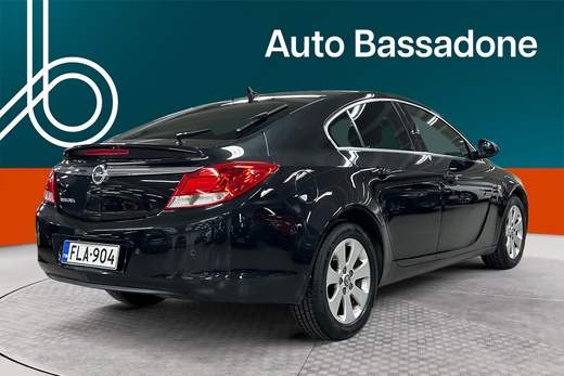 Opel Insignia vaihtoauto
