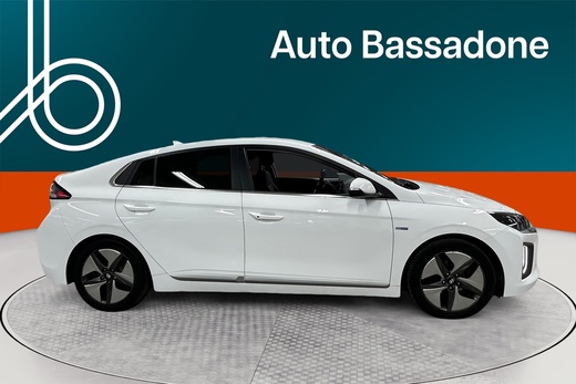 Hyundai IONIQ plug-in vaihtoauto