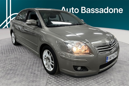 Toyota Avensis vaihtoauto