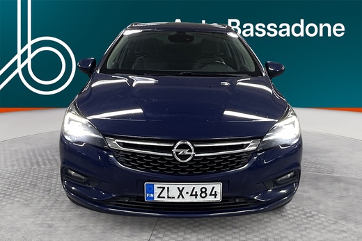 Opel Astra vaihtoauto