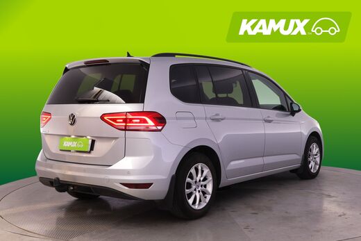 Volkswagen Touran vaihtoauto