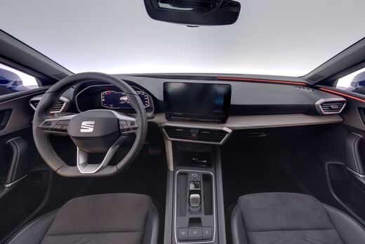 SEAT Leon Sportstourer vaihtoauto
