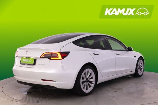 Tesla Model 3 vaihtoauto
