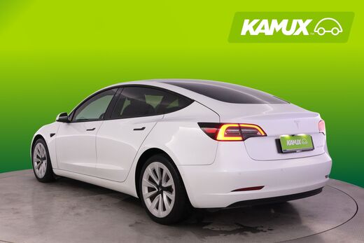 Tesla Model 3 vaihtoauto